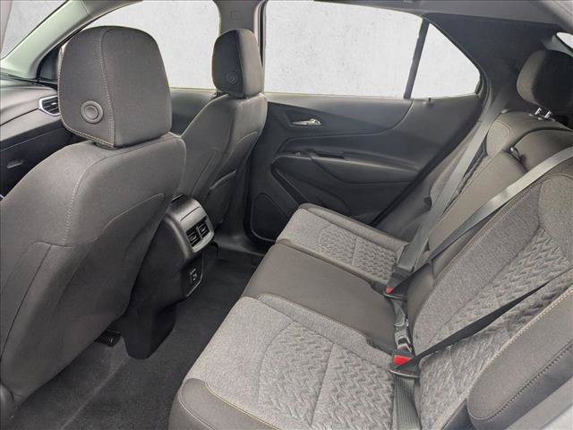 Used 2024 Chevrolet Equinox LT FWD image 17