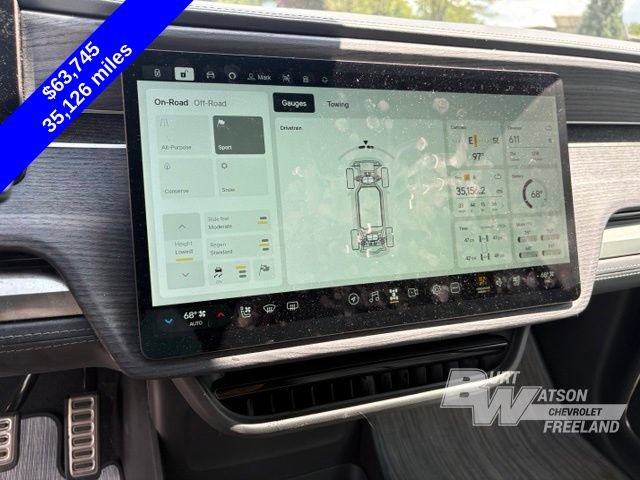 Used 2023 Rivian R1S Adventure AWD/4WD image 19