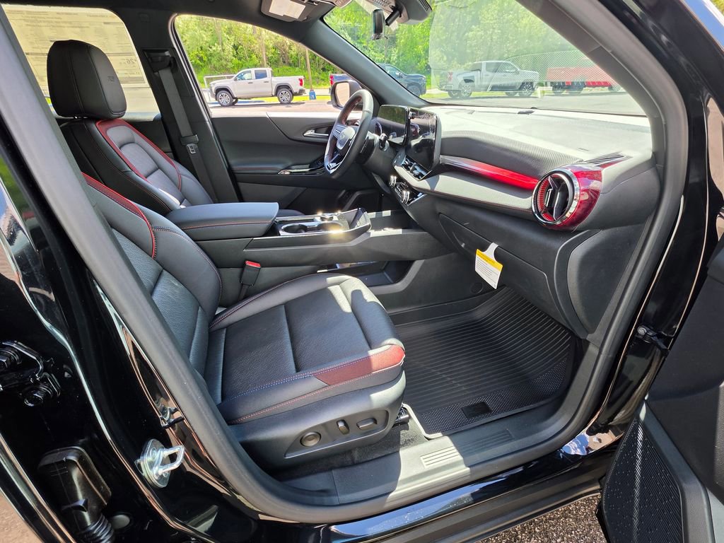 New 2026 Chevrolet Equinox RS w/ Convenience Package III AWD/4WD image 18
