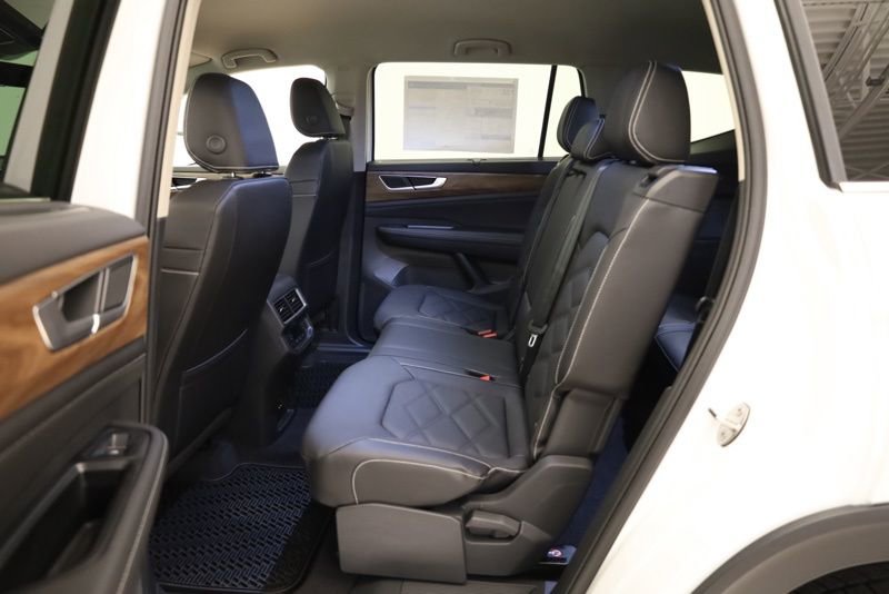 New 2026 Volkswagen Atlas SE image 33