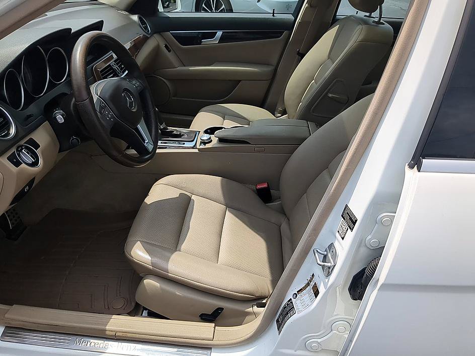 Used 2014 Mercedes-Benz C 250 Sedan image 16