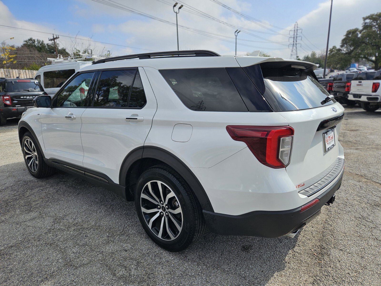Certified 2023 Ford Explorer ST-Line w/ Class IV Trailer Tow Package image 6