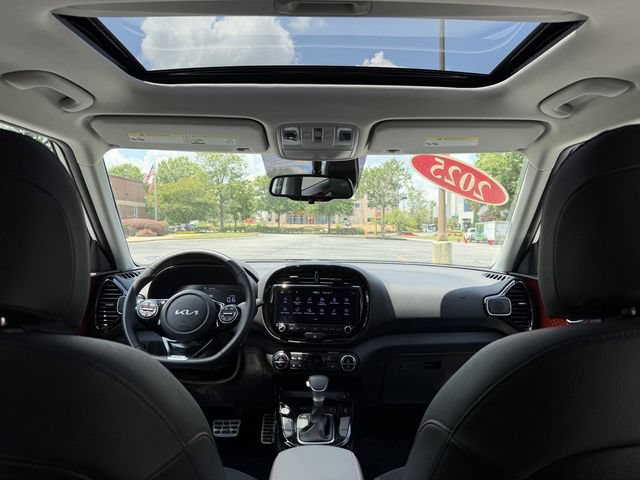 Certified 2025 Kia Soul GT-Line FWD image 41