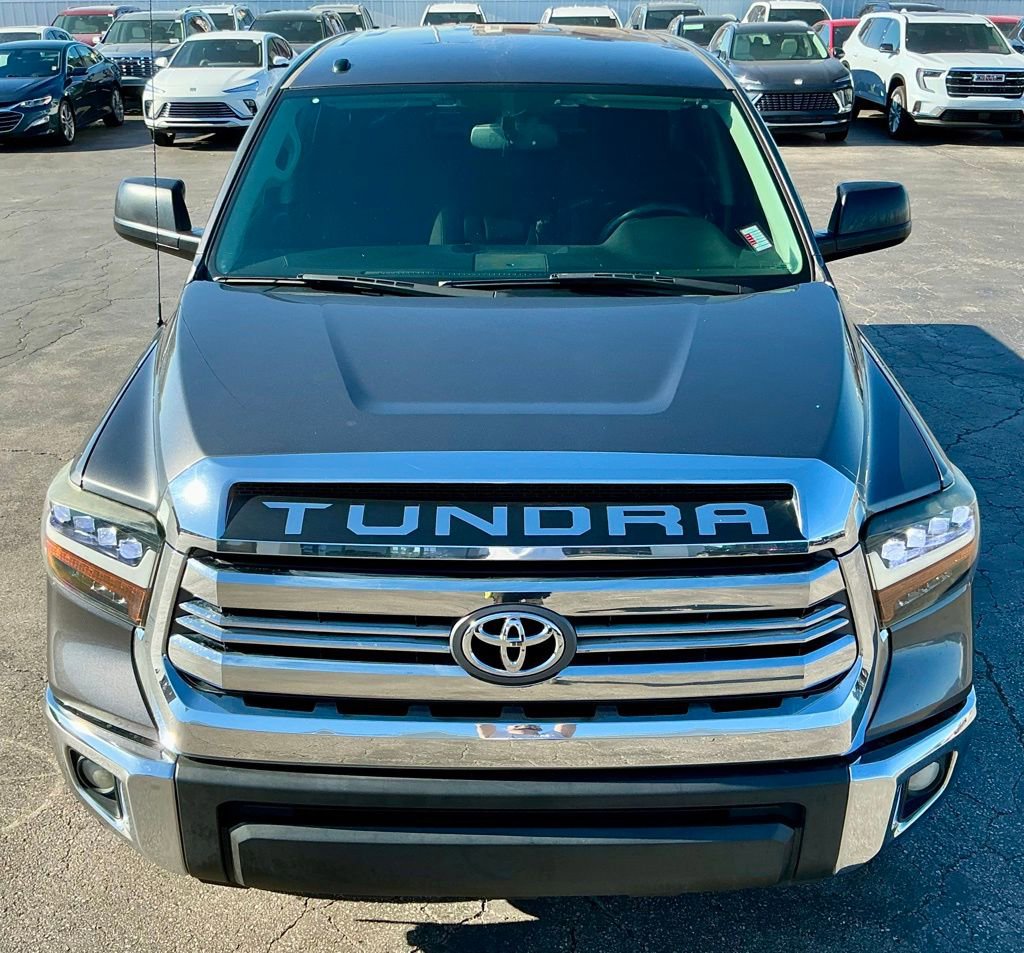 Used 2014 Toyota Tundra SR5 w/ SR5 Upgrade Package AWD/4WD image 11