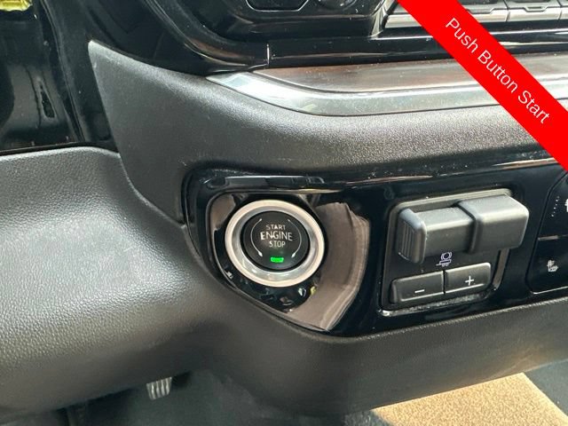 Used 2025 GMC Sierra 1500 SLT AWD/4WD image 33