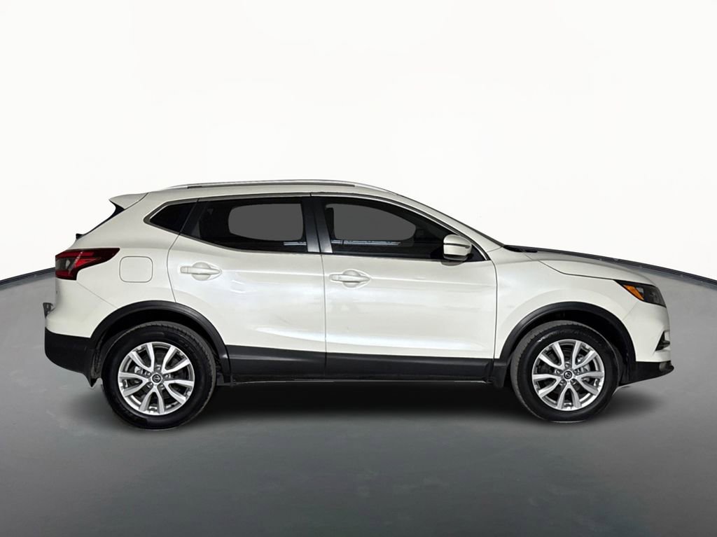 Used 2021 Nissan Rogue Sport SV FWD image 4