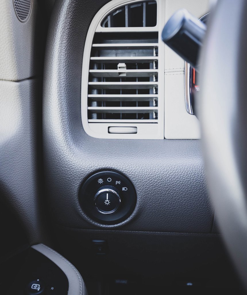 Used 2016 Lincoln Navigator Select image 16