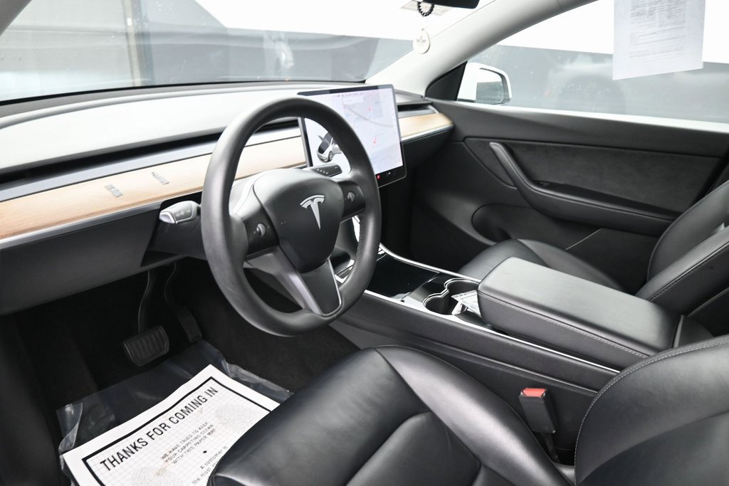 Used 2021 Tesla Model Y Long Range image 27