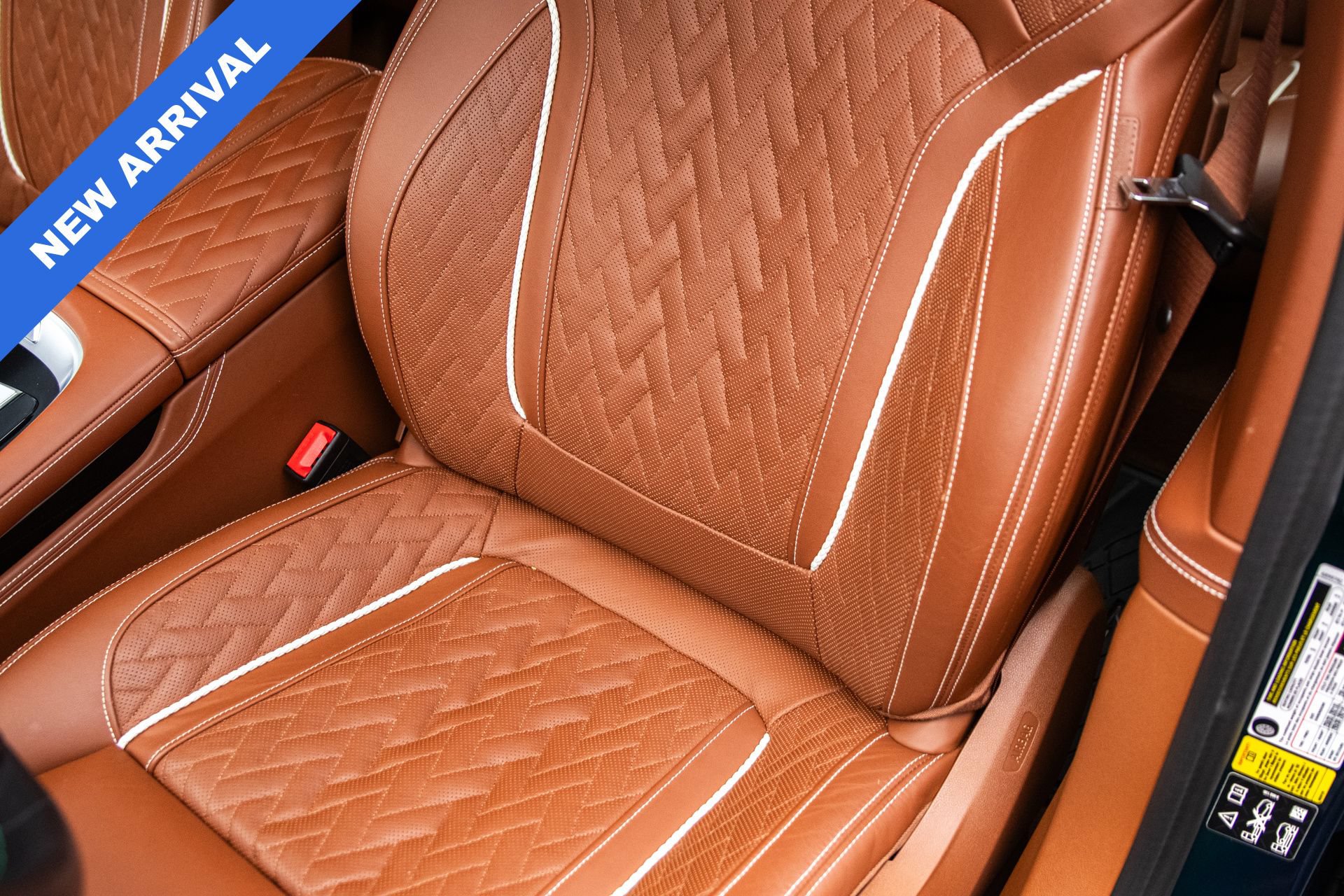Used 2022 BMW ALPINA B7 xDrive w/ Luxury Rear Seating Package AWD/4WD image 26