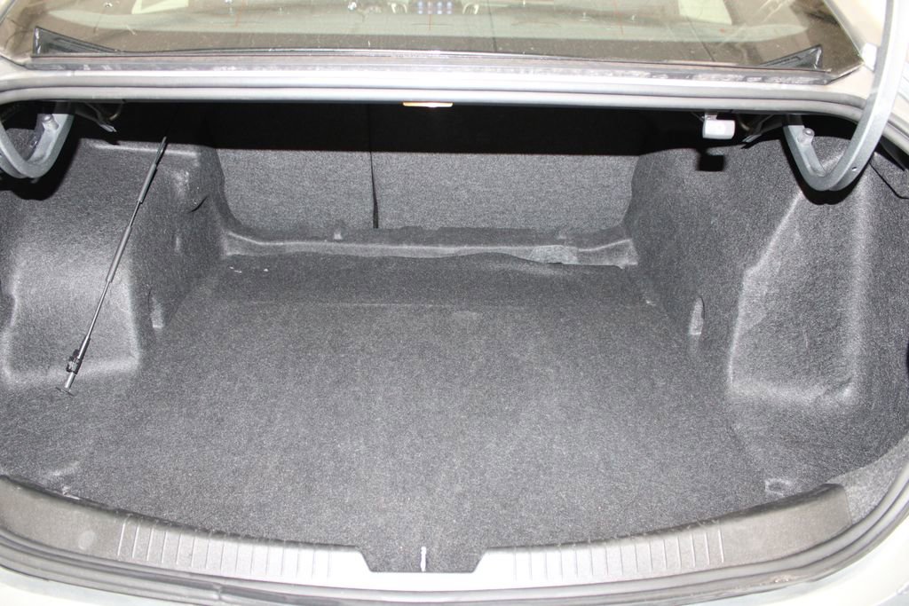 Used 2024 Chevrolet Malibu LT image 26