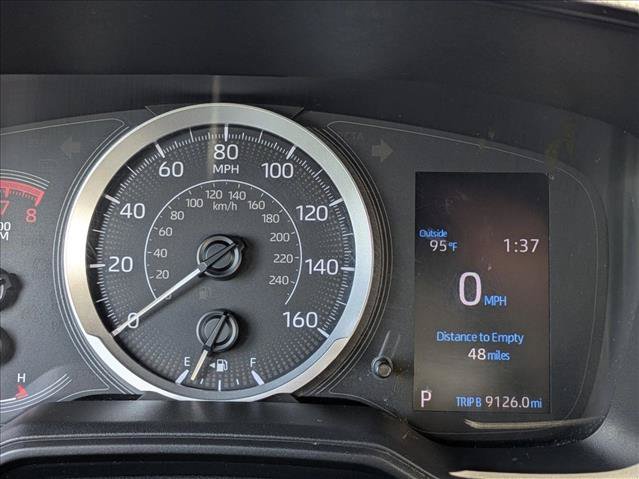 Used 2022 Toyota Corolla LE FWD image 11