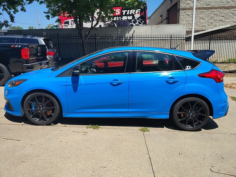 Used 2018 Ford Focus RS AWD/4WD image 2