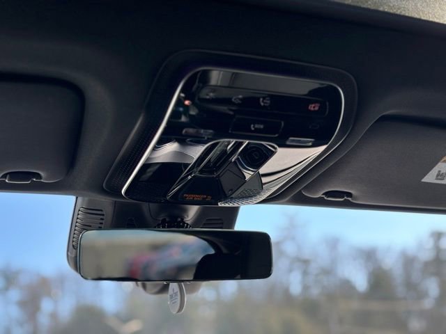 Used 2025 Mercedes-Benz GLC 300 4MATIC image 35