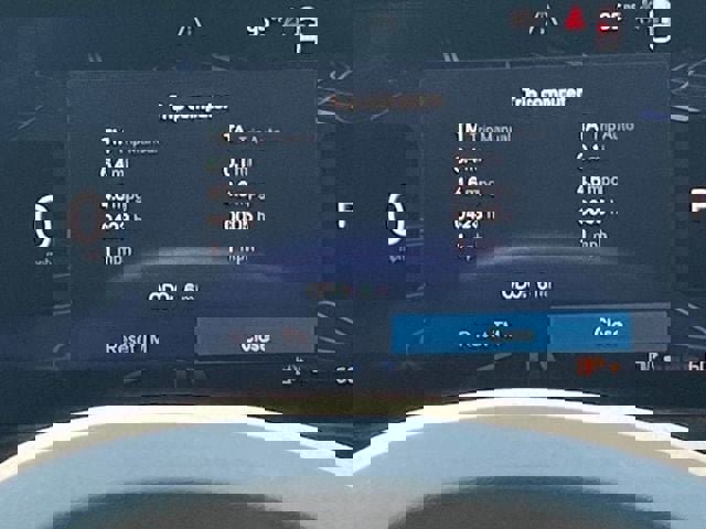 Used 2026 Volvo XC60 B5 Plus w/ Protection Package Premier image 21