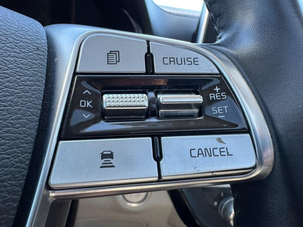 Used 2020 Kia Telluride S w/ S 8 Passenger Seating Package AWD/4WD image 18