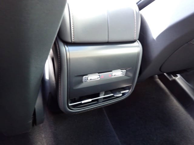 New 2026 Lincoln Nautilus Reserve w/ Jet Appearance Package AWD/4WD image 17