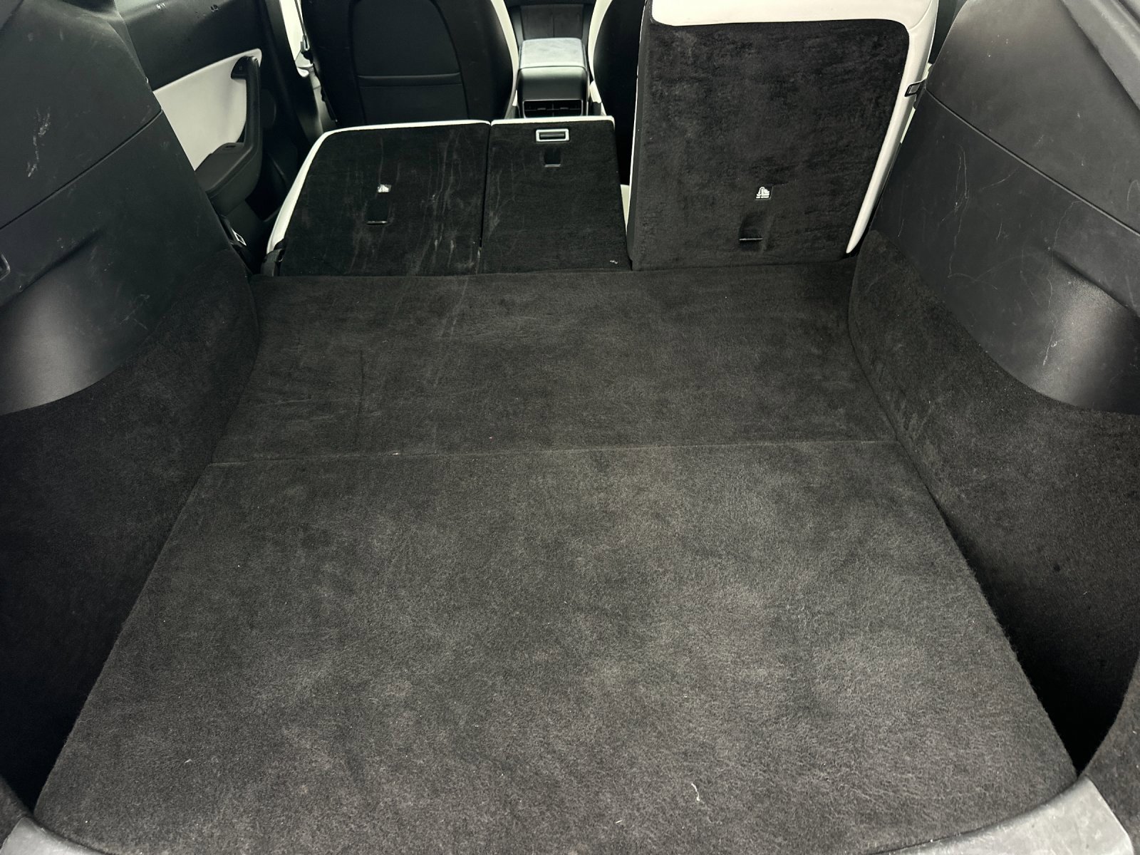 Used 2021 Tesla Model Y Performance image 14