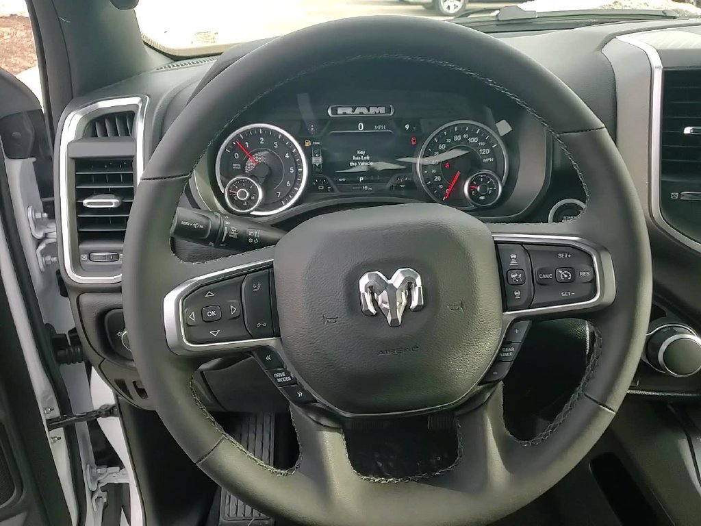 New 2026 RAM 1500 Big Horn AWD/4WD image 13