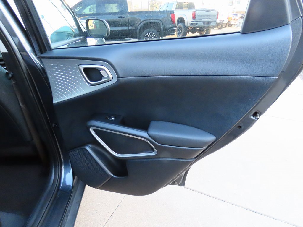Used 2024 Kia Soul LX w/ Option Group 015 image 11