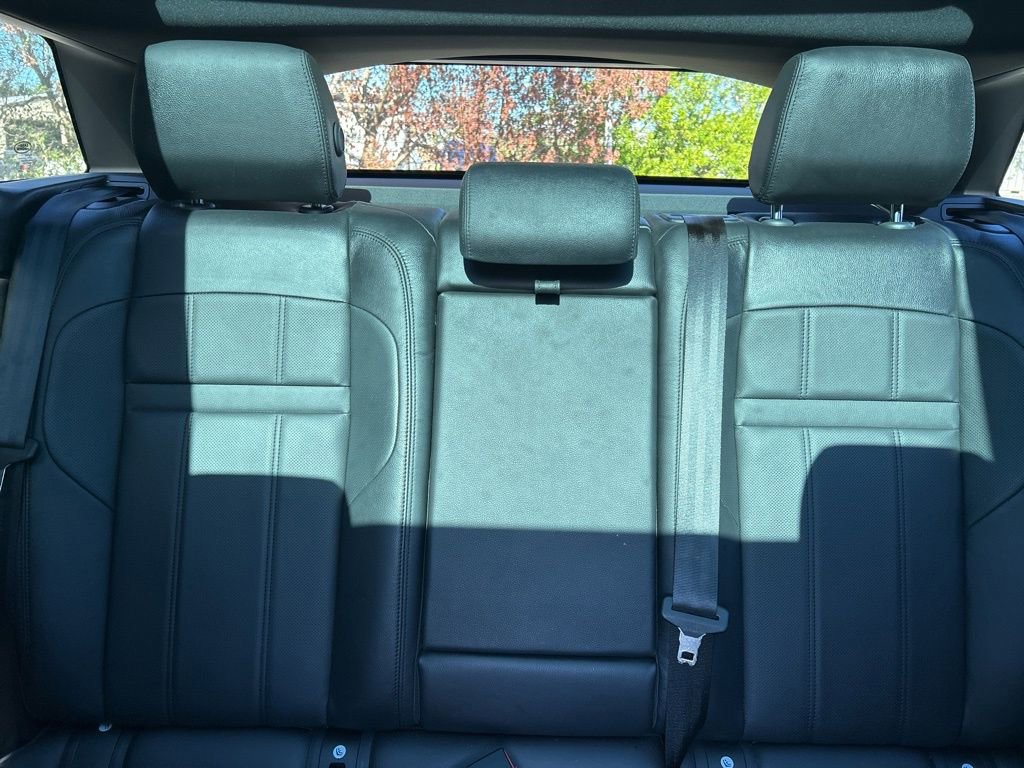 Used 2023 Land Rover Range Rover Evoque R-Dynamic S image 13