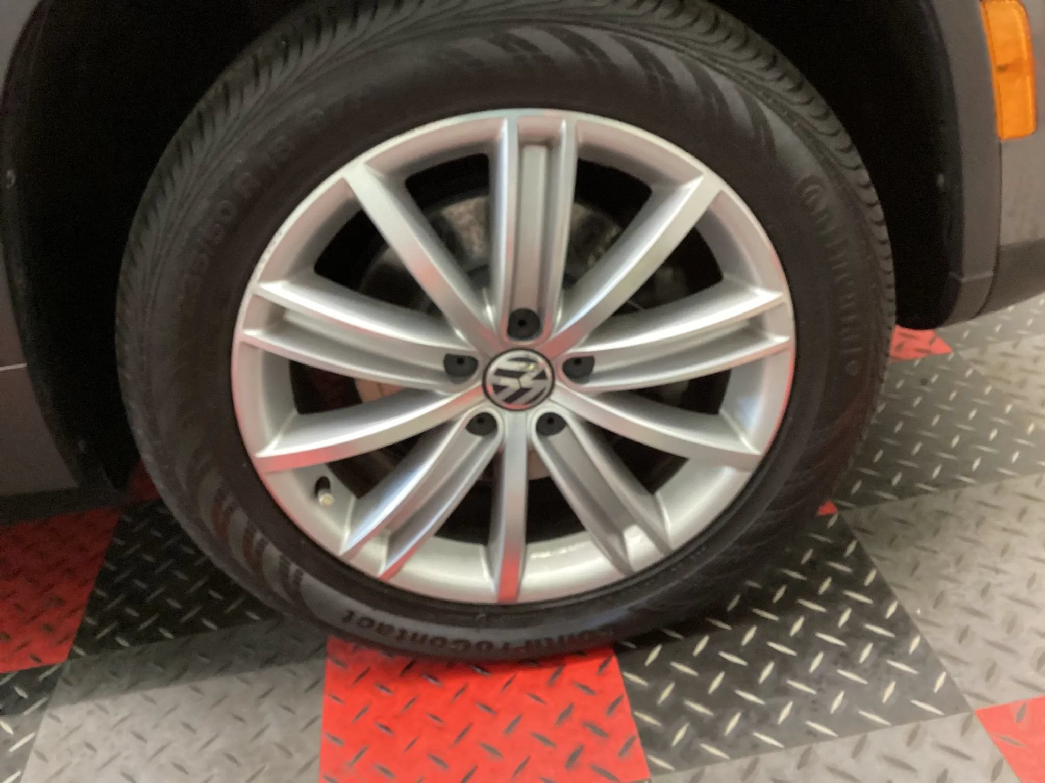 Used 2016 Volkswagen Tiguan SE FWD image 22