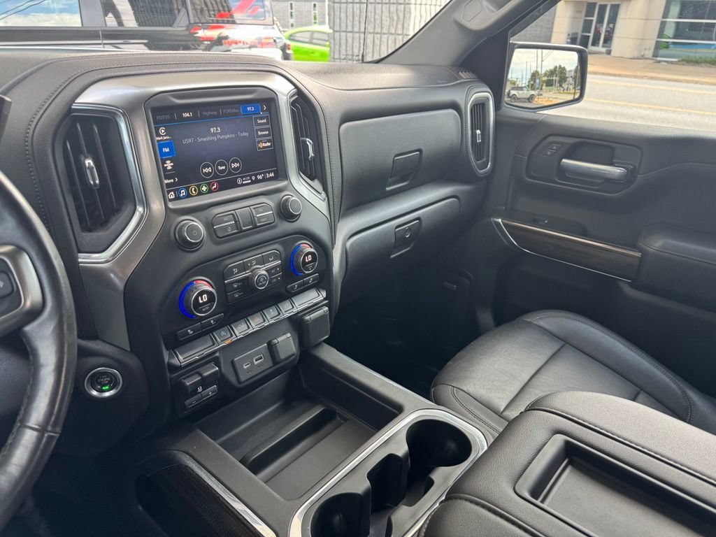 Used 2021 Chevrolet Silverado 1500 RST w/ Convenience Package II AWD/4WD image 13