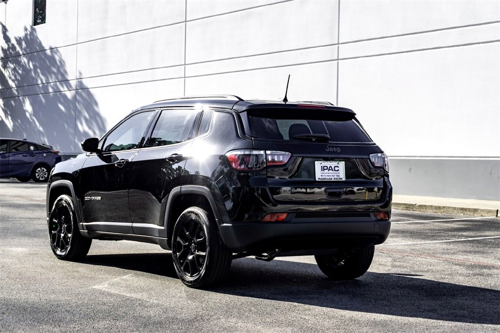 New 2026 Jeep Compass Latitude image 5