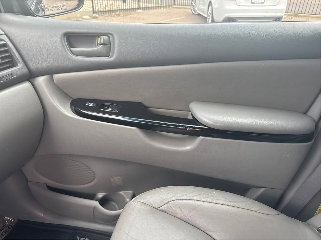 Used 2005 Toyota Sienna LE image 22