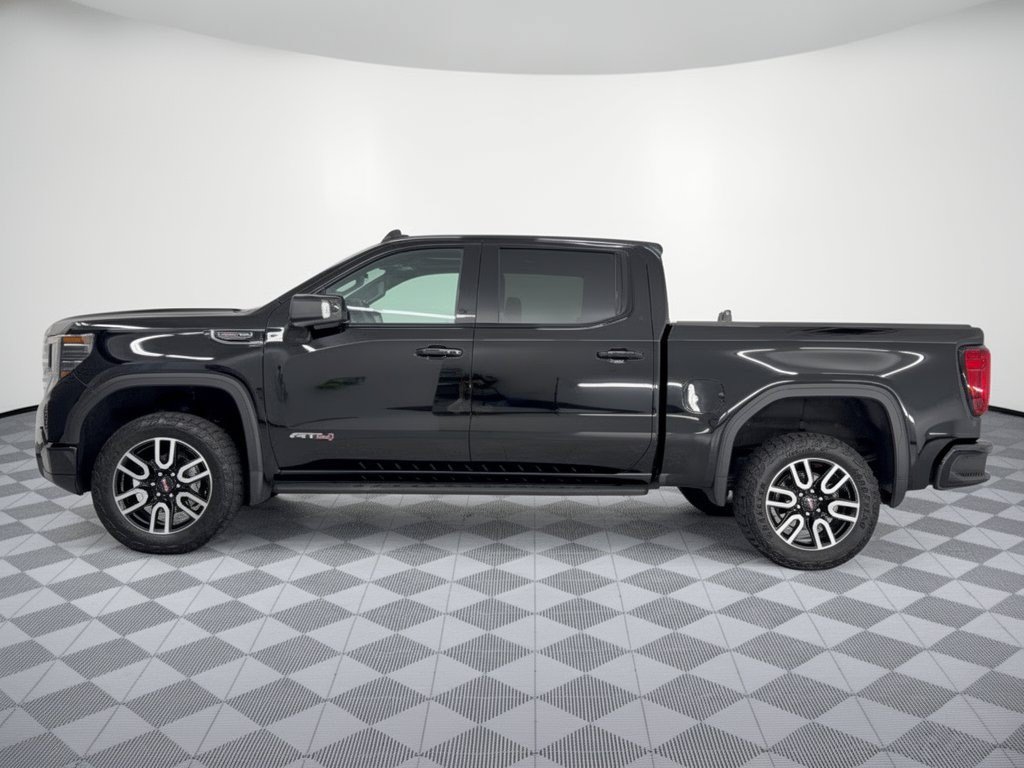 Used 2024 GMC Sierra 1500 AT4 w/ Technology Package AWD/4WD image 2