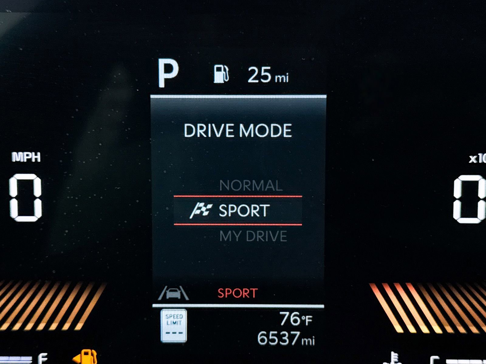 Used 2025 Kia K5 GT-Line w/ GT-Line Premium Package image 11