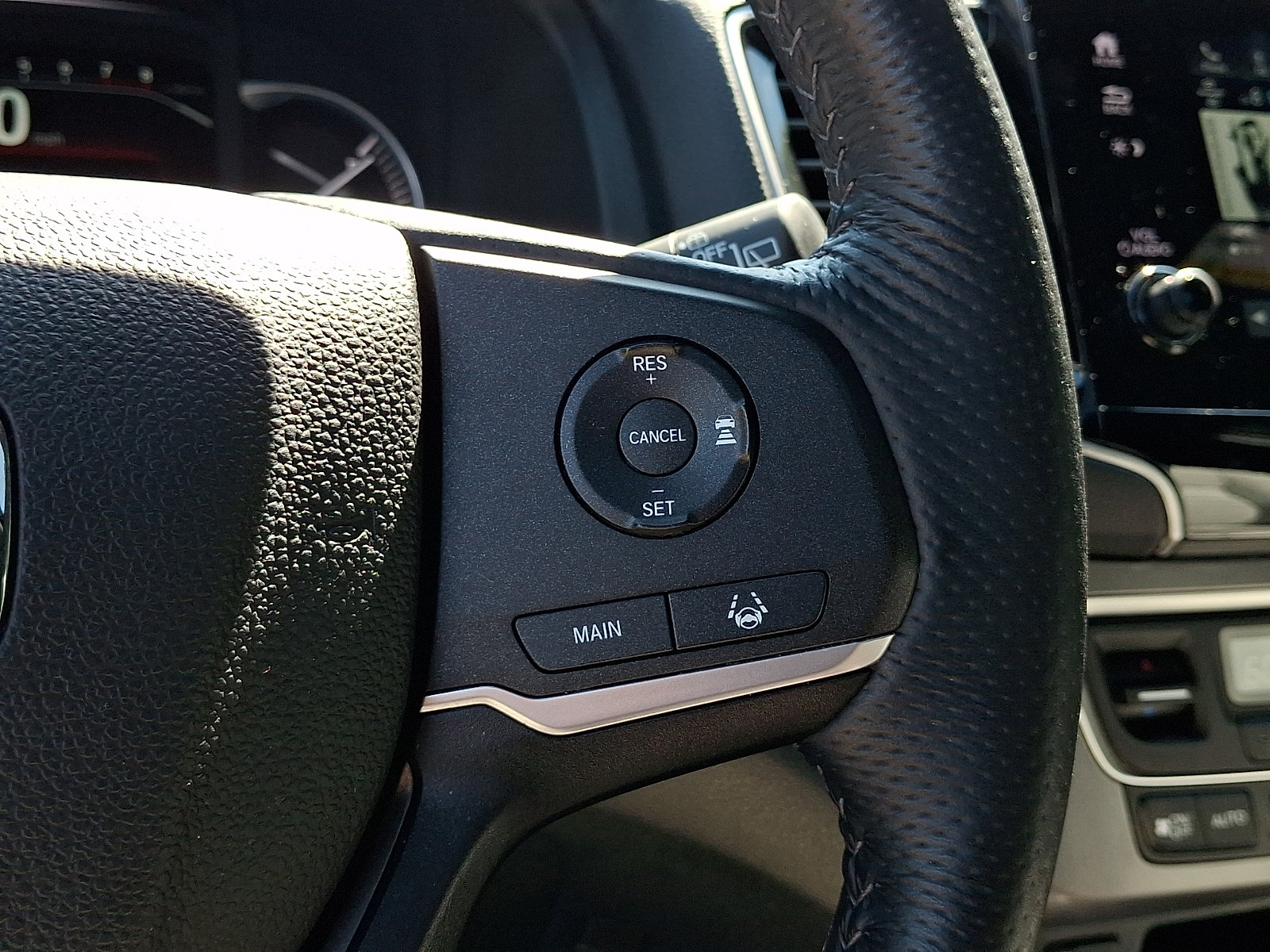 Used 2023 Honda Passport EX-L image 21