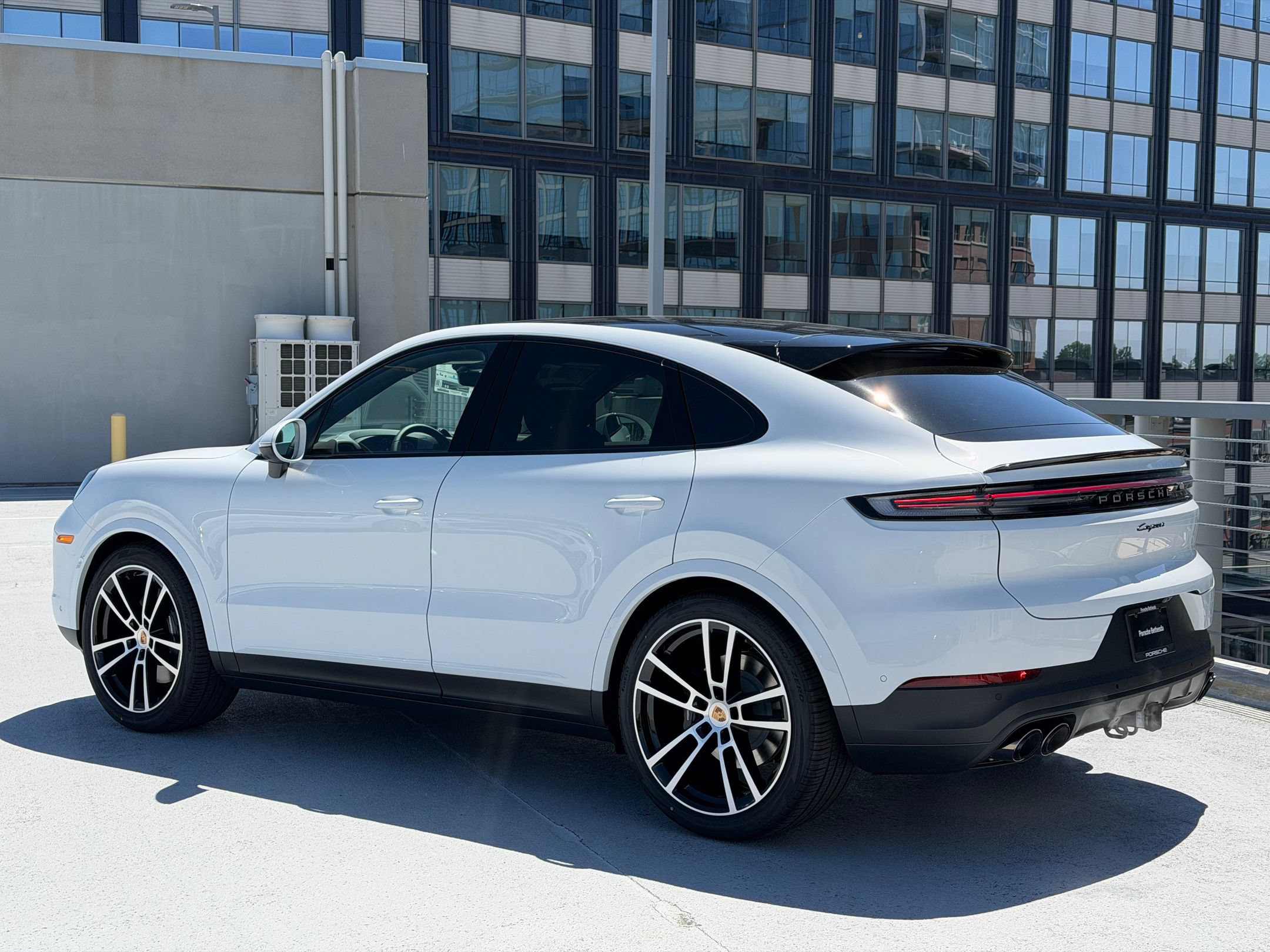 New 2026 Porsche Cayenne Coupe AWD/4WD image 3