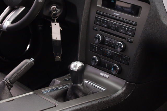 Used 2013 Ford Mustang GT Premium RWD image 23