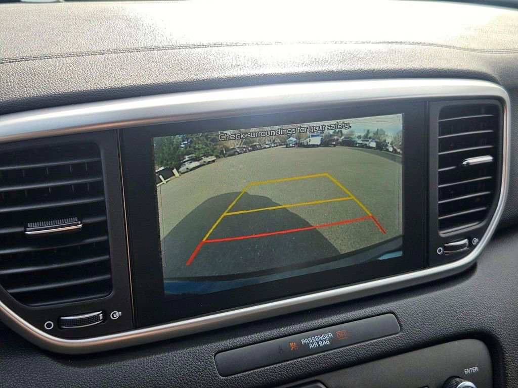 Used 2020 Kia Sportage LX image 19