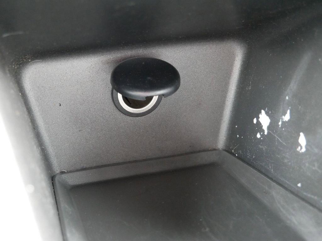 Used 2016 Chevrolet Equinox LTZ w/ Enhanced Convenience Package image 20