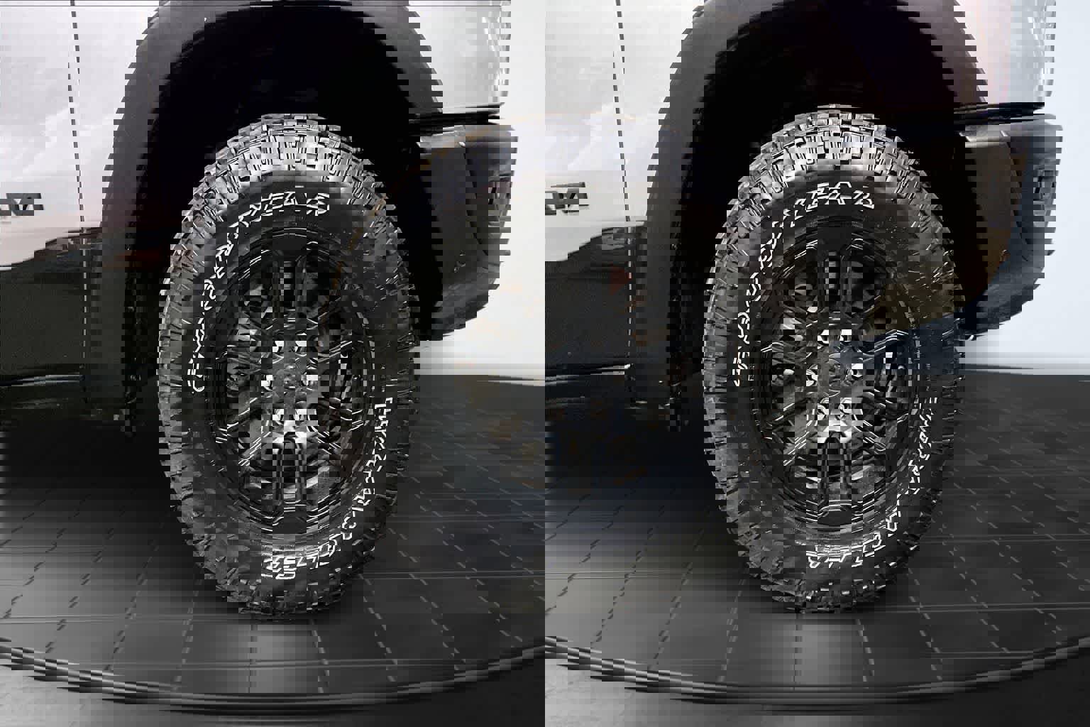 Used 2025 RAM 1500 Rebel image 34