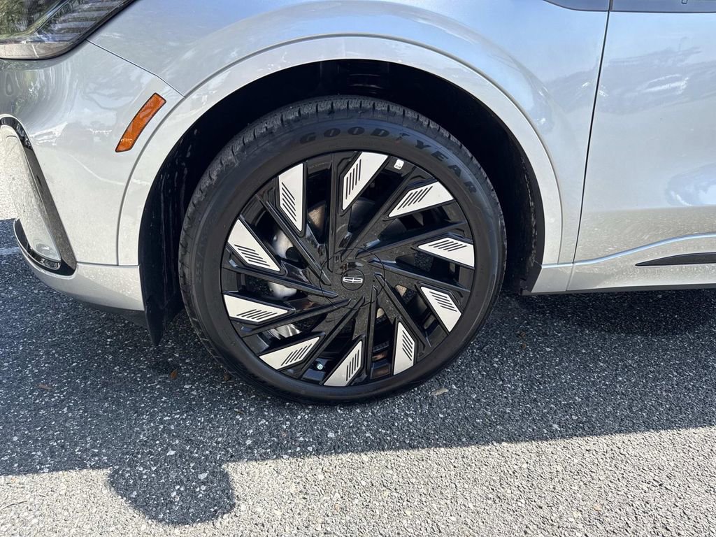 New 2025 Lincoln Nautilus Black Label w/ Jet Appearance Package image 10