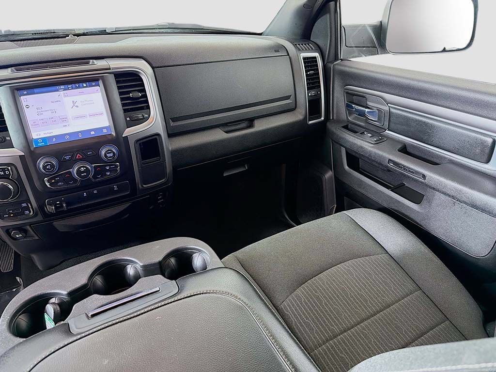 Used 2022 RAM 1500 Warlock AWD/4WD image 23