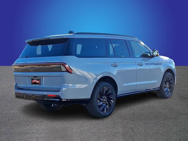 New 2025 Lincoln Navigator Reserve w/ Jet Appearance Package image 3