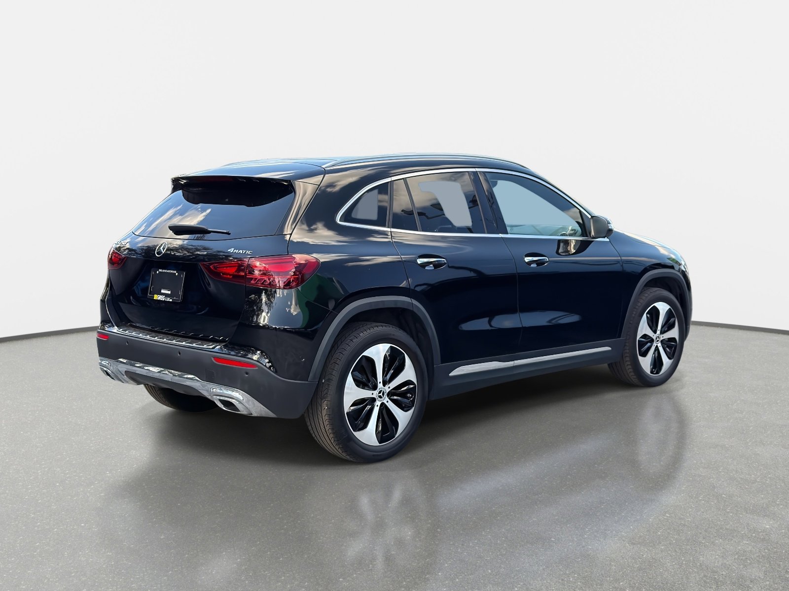 Used 2025 Mercedes-Benz GLA 250 4MATIC image 3