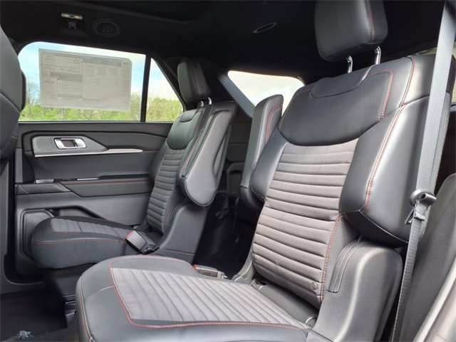 New 2025 Ford Explorer ST-Line w/ Premium Package image 11