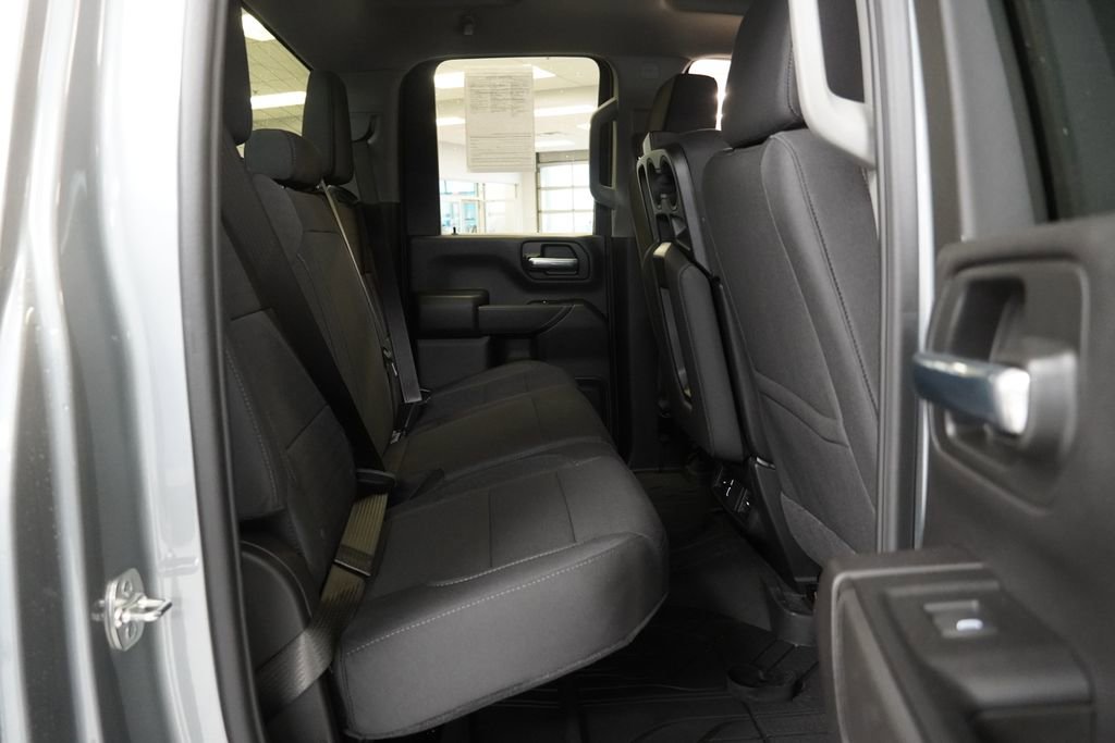 Used 2026 Chevrolet Silverado 2500 Custom w/ Custom Convenience Package image 28