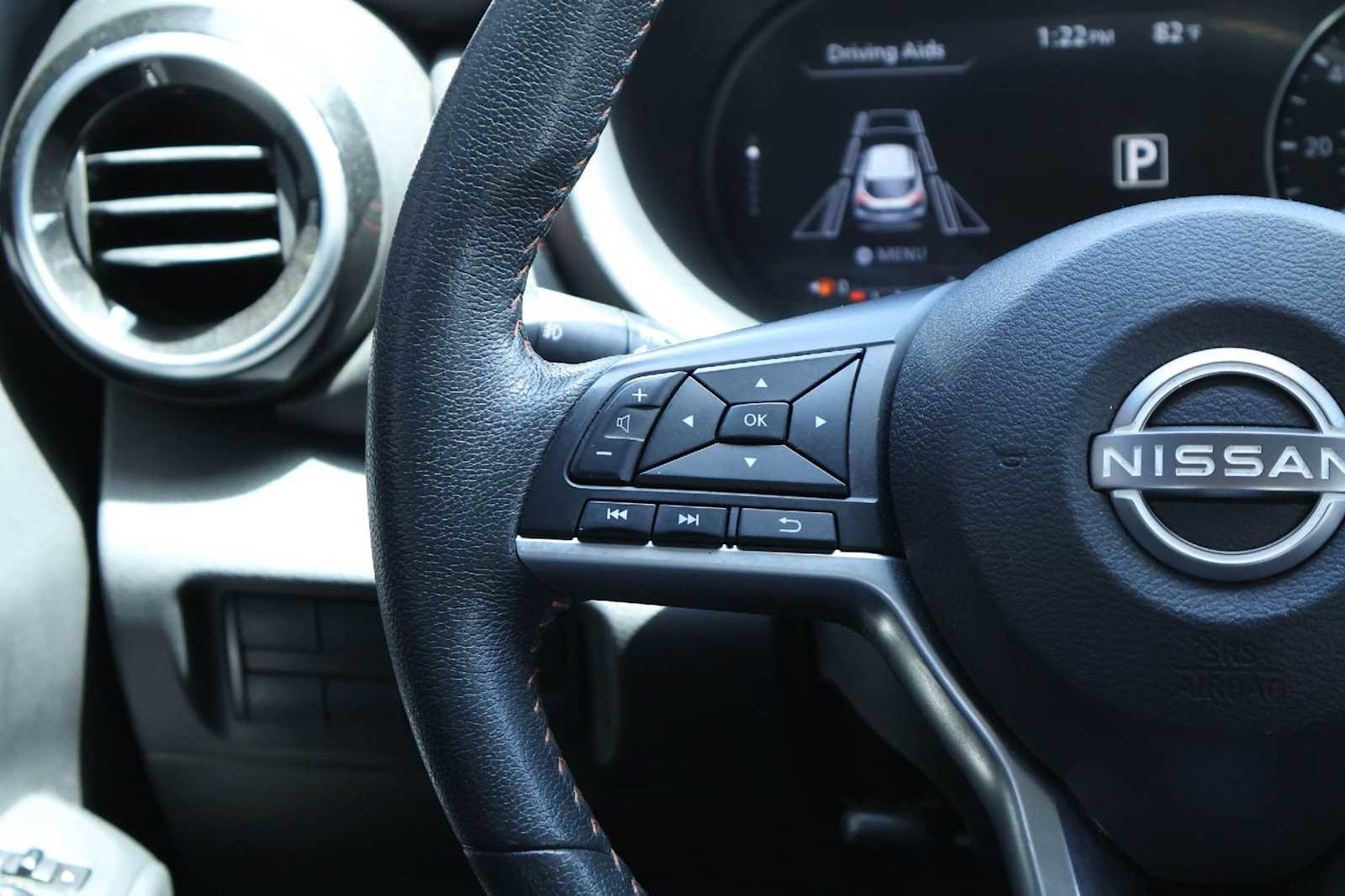 Used 2023 Nissan Kicks SR w/ SR Premium Package FWD image 22