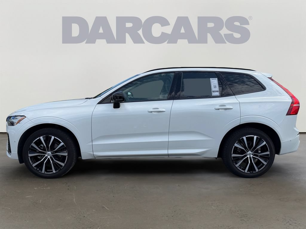 Certified 2025 Volvo XC60 B5 Ultra w/ Climate Package AWD/4WD image 4