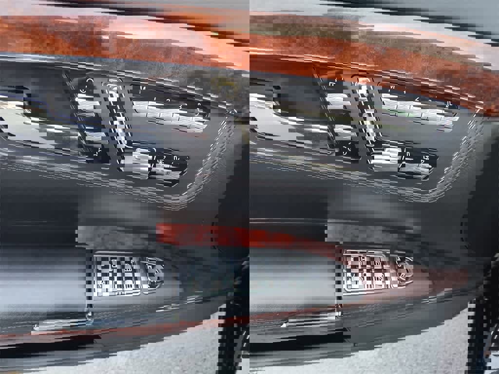 Used 2008 Mercedes-Benz S 600 image 12