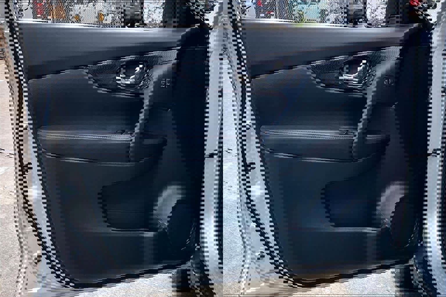 Used 2020 Nissan Rogue SL image 20