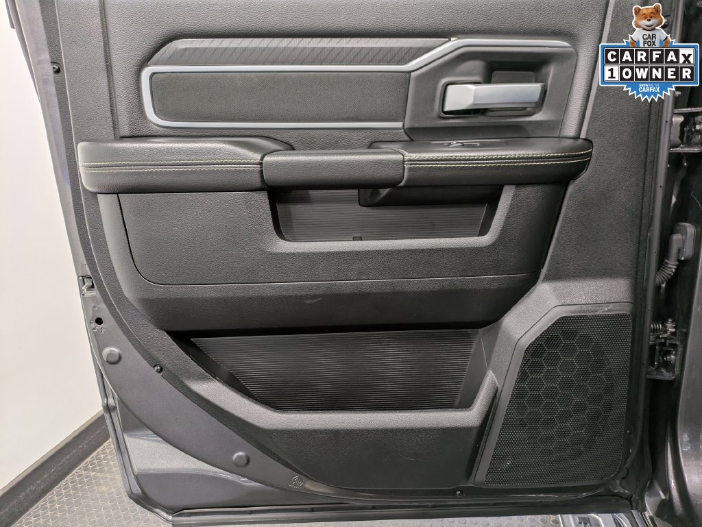 Used 2025 RAM 2500 Big Horn AWD/4WD image 23