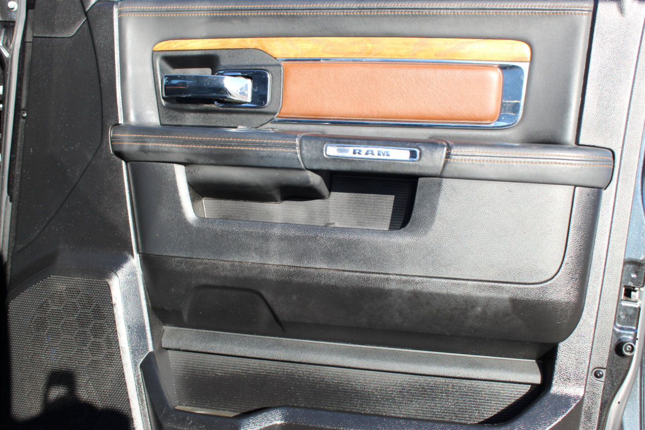 Used 2015 RAM 1500 Laramie Longhorn w/ Convenience Group image 21