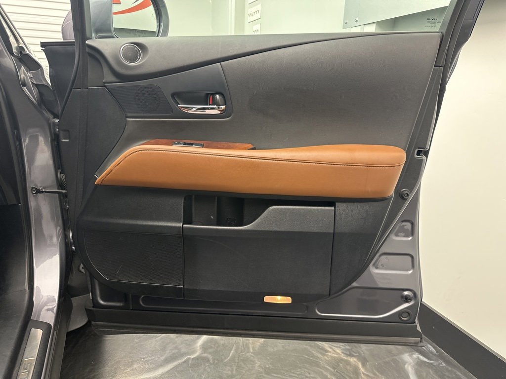 Used 2015 Lexus RX 450h AWD image 10