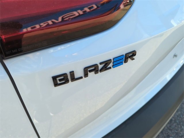 New 2025 Chevrolet Blazer EV LT w/ Super Cruise Package image 31